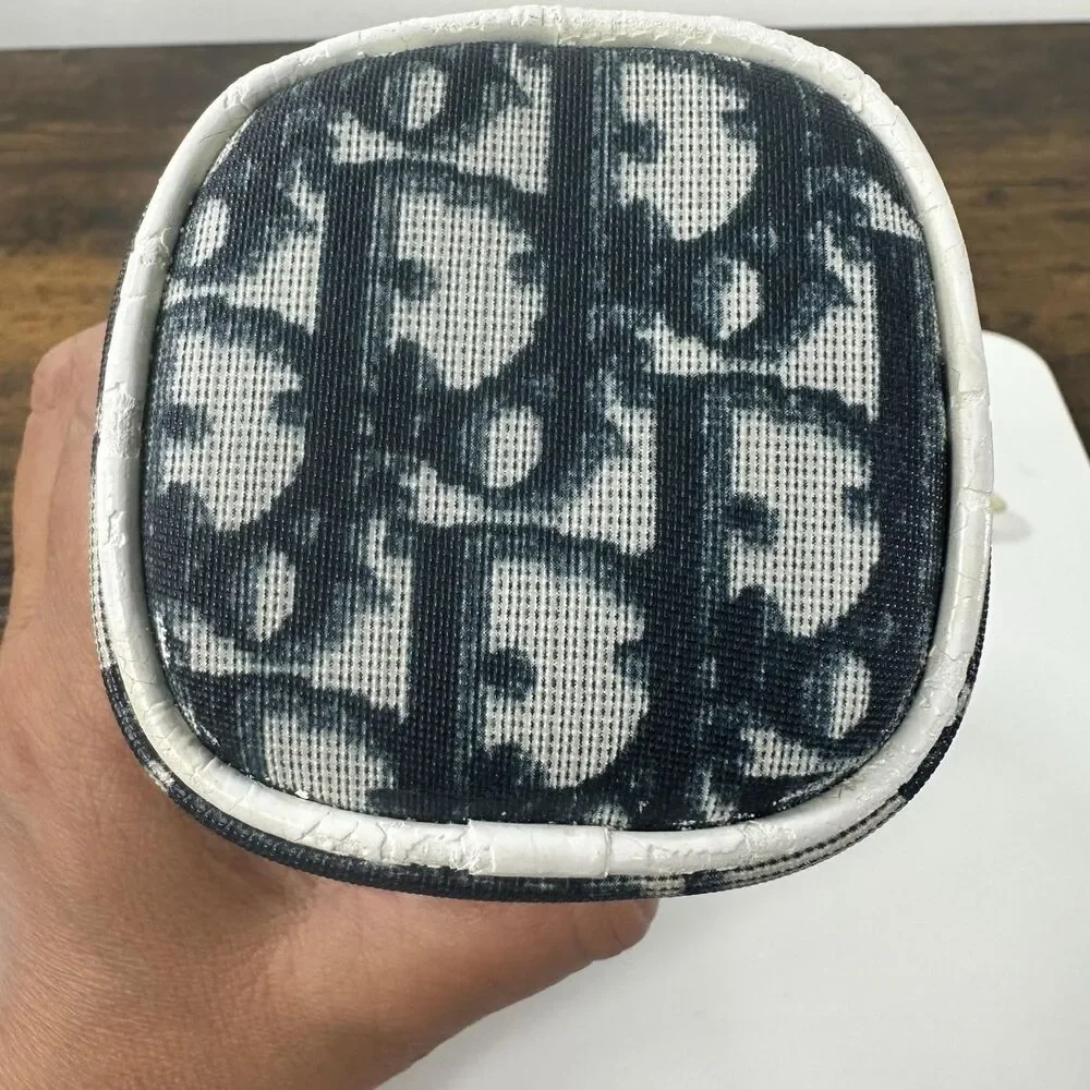 Dior welcome haute2hand